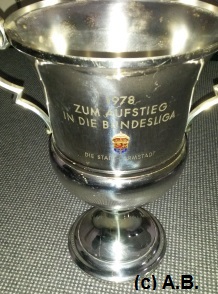1978: Pokal zum Aufstieg in die 1. Bundesliga von 1978: